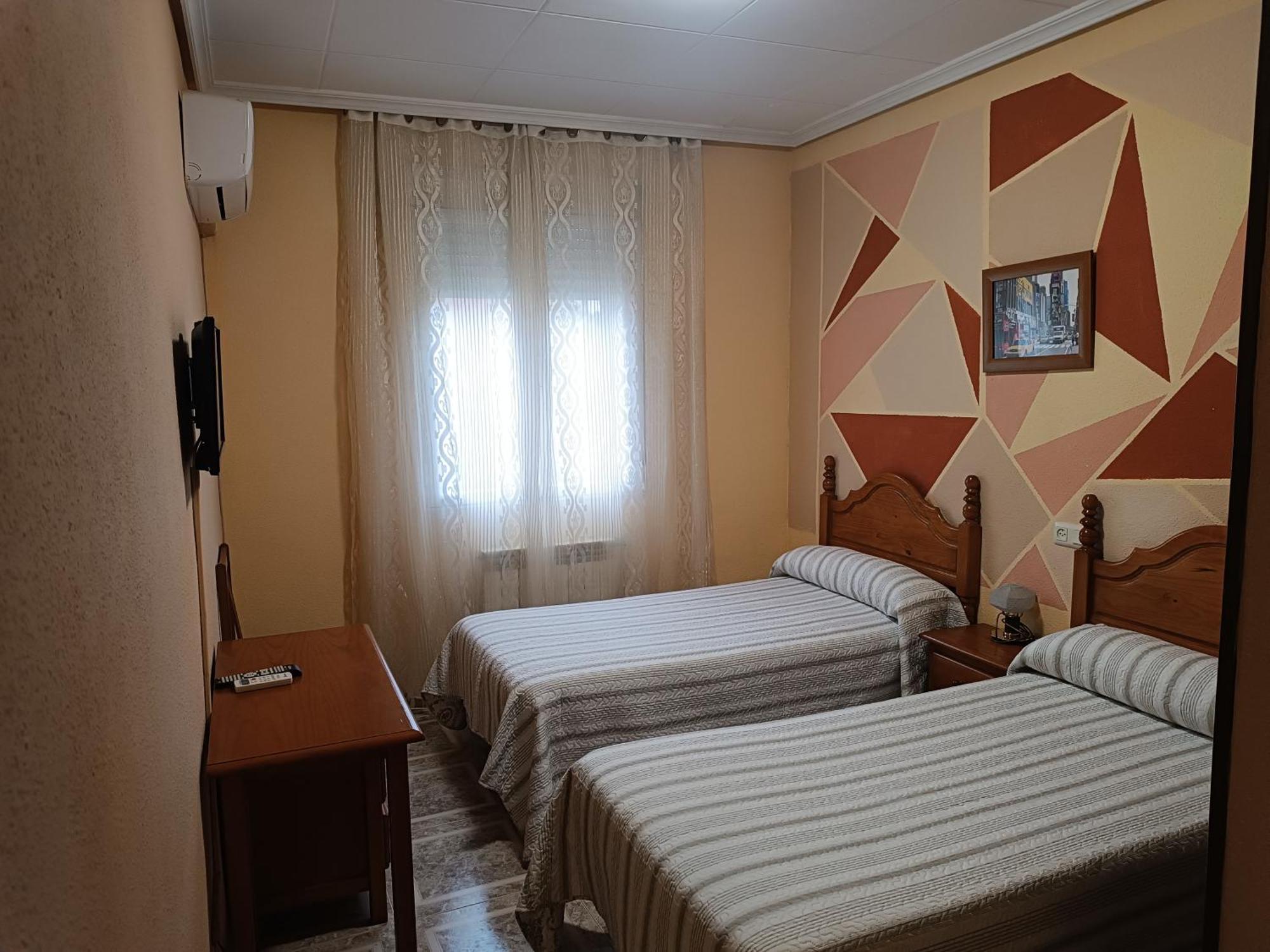 Hostal Avila Ocana  Ngoại thất bức ảnh