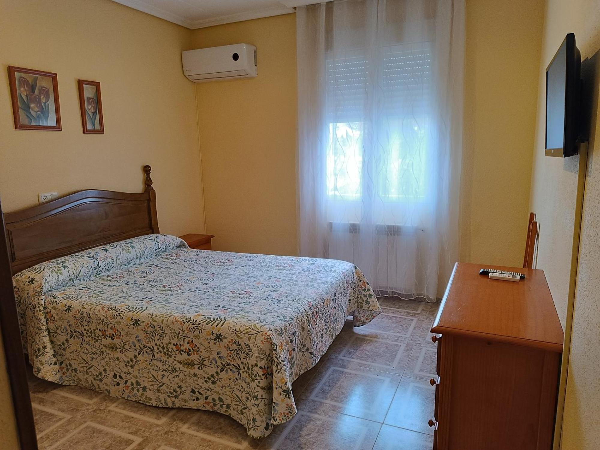Hostal Avila Ocana  Ngoại thất bức ảnh