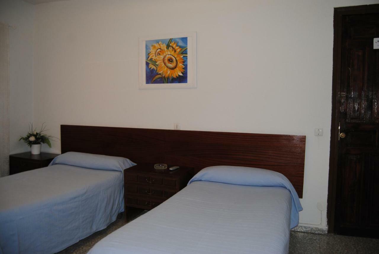 Hostal Avila Ocana  Ngoại thất bức ảnh