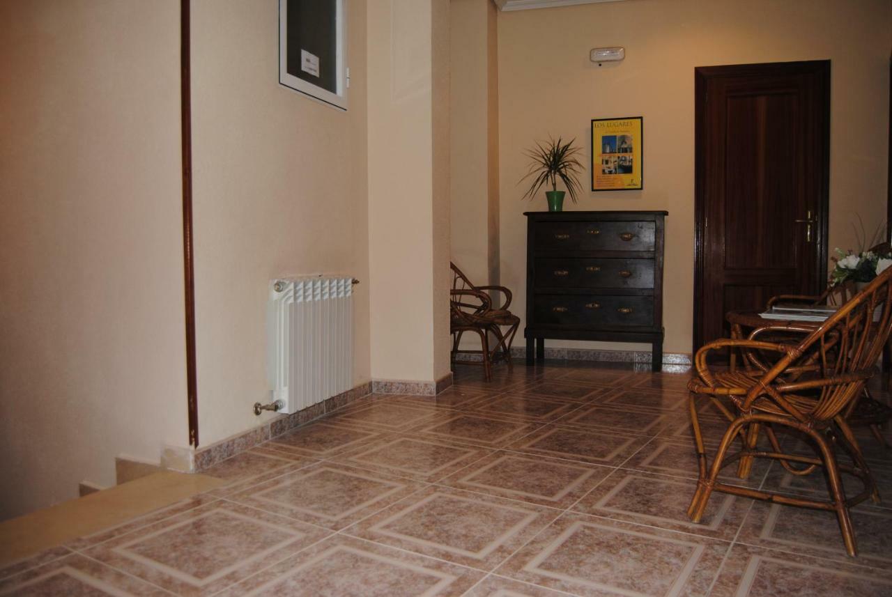 Hostal Avila Ocana  Ngoại thất bức ảnh