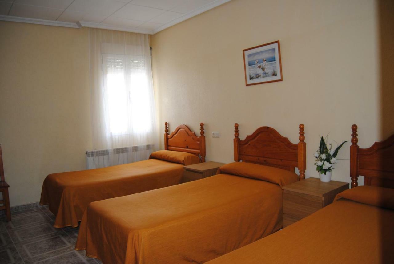 Hostal Avila Ocana  Ngoại thất bức ảnh