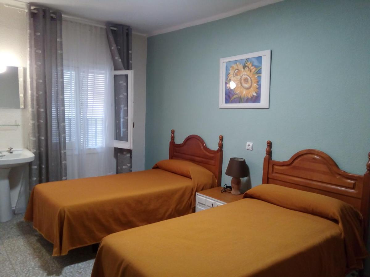 Hostal Avila Ocana  Ngoại thất bức ảnh